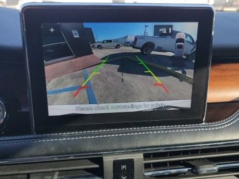 Used 2022 Lincoln Corsair Reserve w/ Elements Package image 15