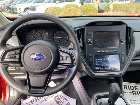 Used 2024 Subaru Crosstrek 2.0i AWD/4WD image 8