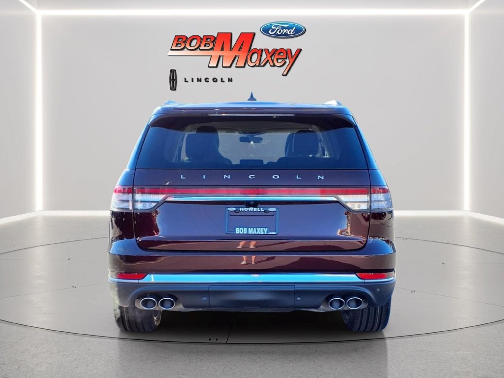 Used 2022 Lincoln Aviator Reserve w/ Equipment Group 201A AWD/4WD image 6