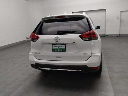 Used 2019 Nissan Rogue SV image 7