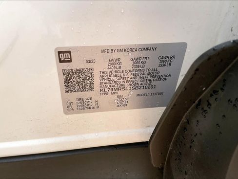 Used 2025 Chevrolet TrailBlazer LT AWD/4WD image 34