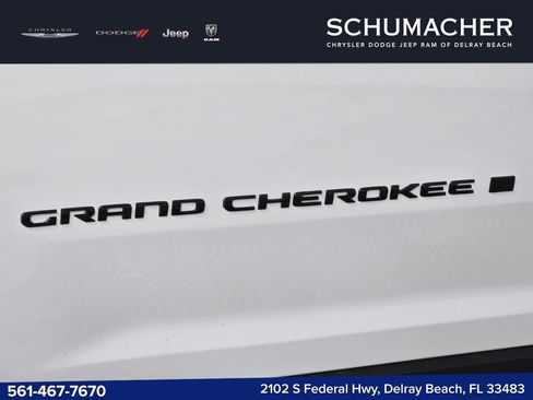 New 2025 Jeep Grand Cherokee L Laredo RWD image 6