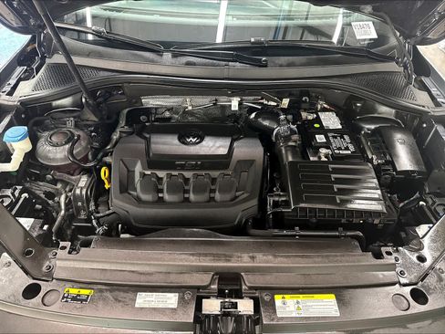 Used 2023 Volkswagen Tiguan SE FWD image 32