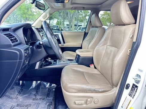 Used 2016 Toyota 4Runner Limited image 13