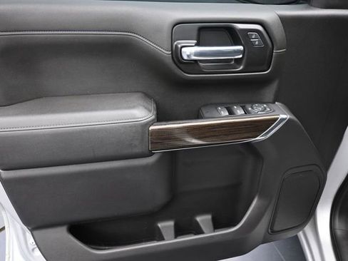 Used 2022 Chevrolet Silverado 1500 LT image 27