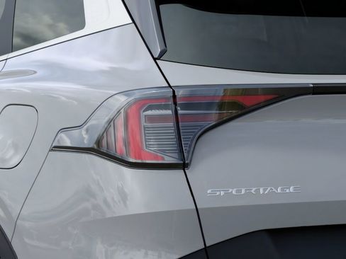 New 2026 Kia Sportage EX image 11