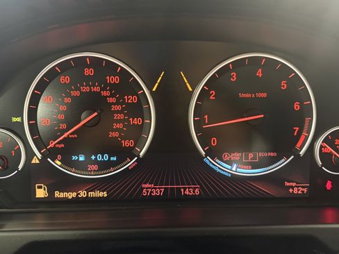Used 2017 BMW X5 xDrive50i AWD/4WD image 22