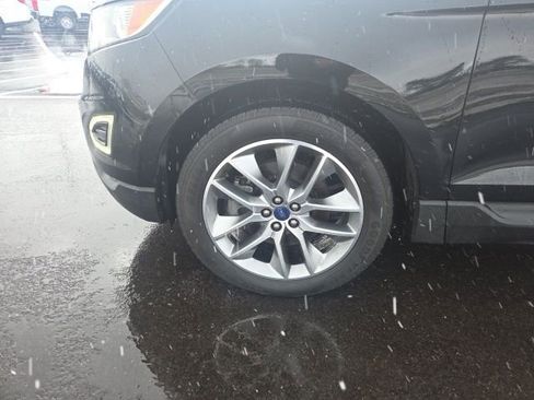 Used 2018 Ford Edge Titanium w/ Equipment Group 301A image 17