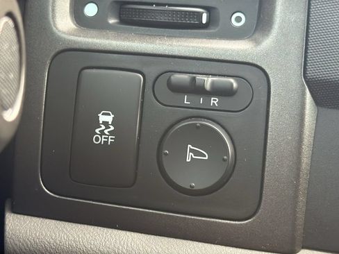 Used 2010 Honda CR-V LX image 24