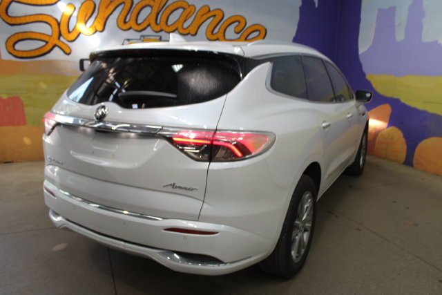 Used 2023 Buick Enclave Avenir w/ Avenir Technology Package AWD/4WD image 8