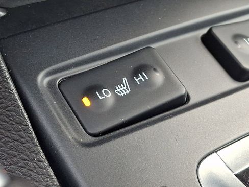 Used 2021 Acura ILX w/ Premium Package image 26