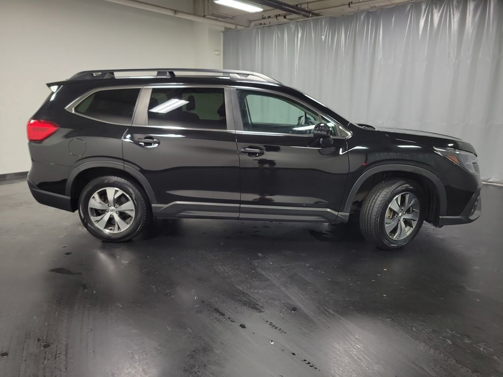 Used 2023 Subaru Ascent Premium AWD/4WD image 9