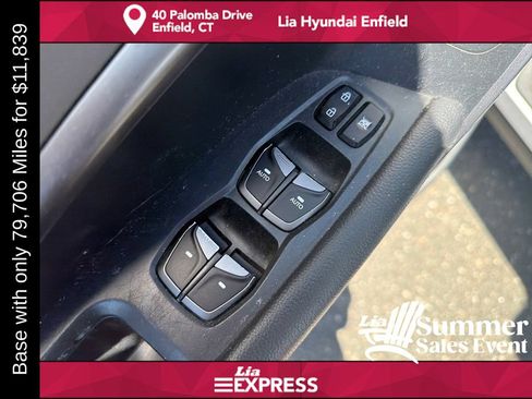 Used 2017 Hyundai Santa Fe Sport AWD/4WD image 12