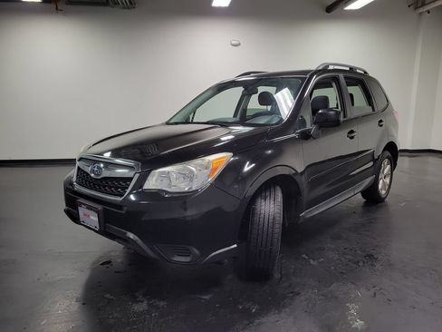 Used 2015 Subaru Forester 2.5i Premium w/ All-Weather Package AWD/4WD image 5