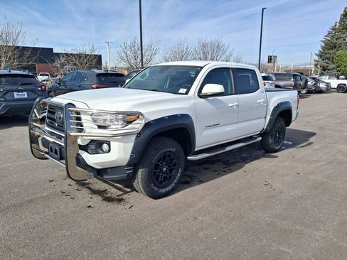Used 2019 Toyota Tacoma SR5 image 7