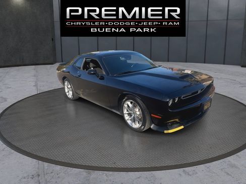 Used 2020 Dodge Challenger GT w/ Driver Convenience Group RWD image 2