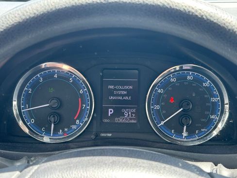Used 2019 Toyota Corolla LE FWD image 27