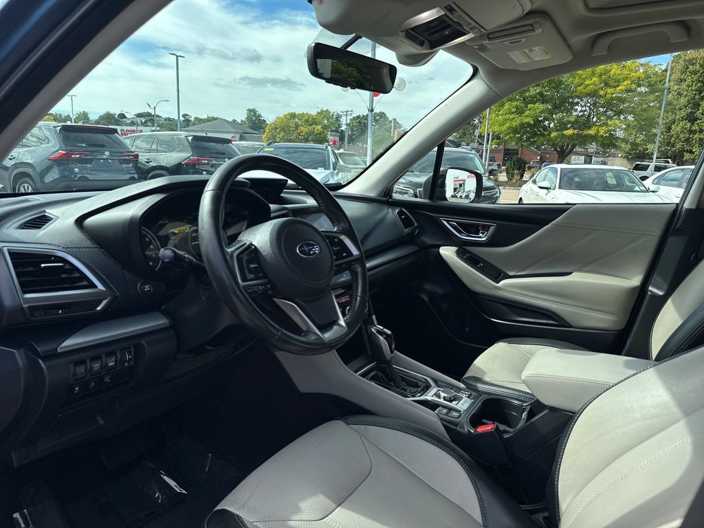 Used 2019 Subaru Forester Limited AWD/4WD image 12