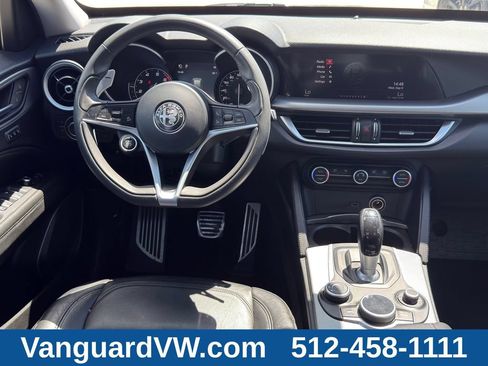 Used 2018 Alfa Romeo Stelvio Sport w/ Quick Order Package 22J Sport AWD/4WD image 27