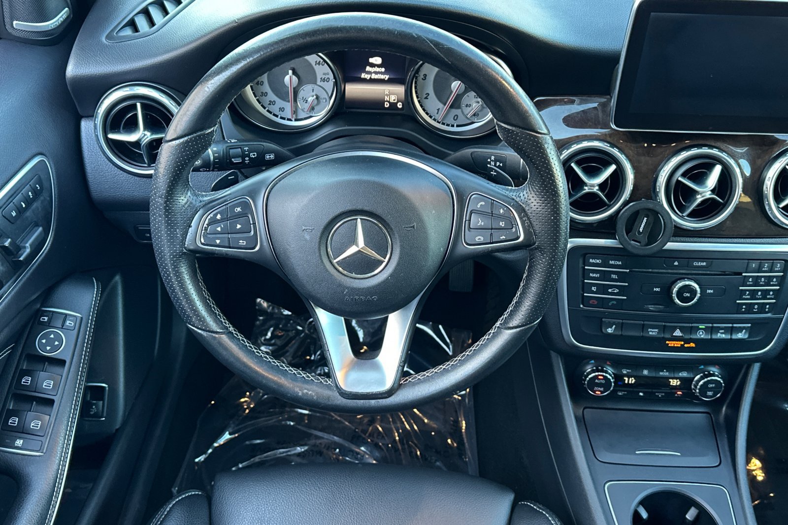 Used 2016 Mercedes-Benz GLA 250 image 30