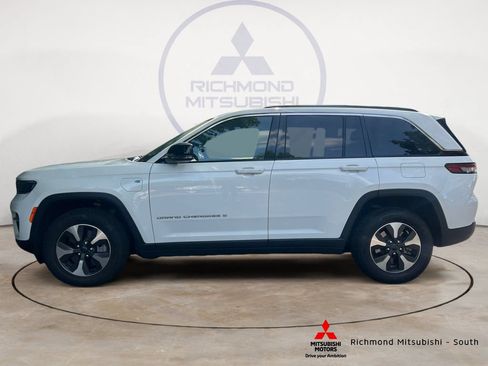Used 2024 Jeep Grand Cherokee Limited 4xe AWD/4WD image 5