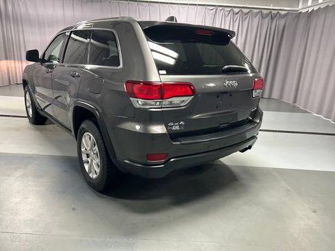 Used 2021 Jeep Grand Cherokee Laredo AWD/4WD image 5