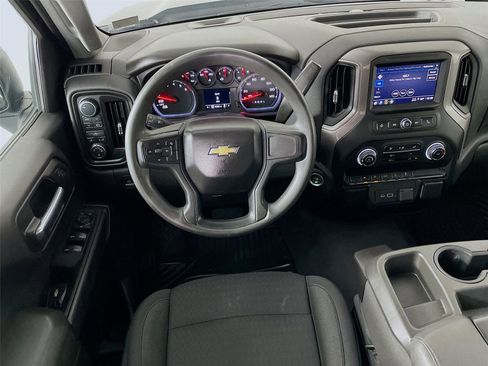 Used 2023 Chevrolet Silverado 1500 Custom image 23