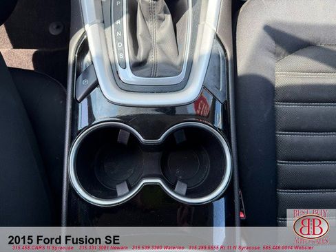 Used 2015 Ford Fusion SE FWD image 21