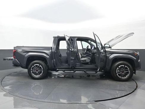 Used 2024 Toyota Tacoma TRD Sport RWD image 31