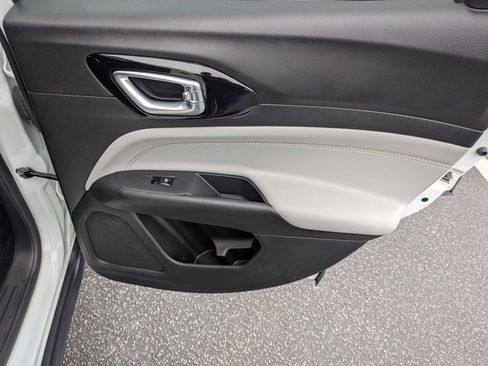 Certified 2024 Jeep Compass Limited image 29