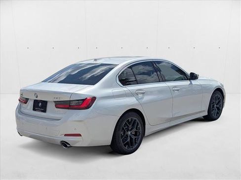 New 2025 BMW 330i xDrive Sedan image 2