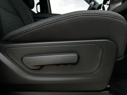 Used 2026 RAM 1500 Lone Star RWD image 32