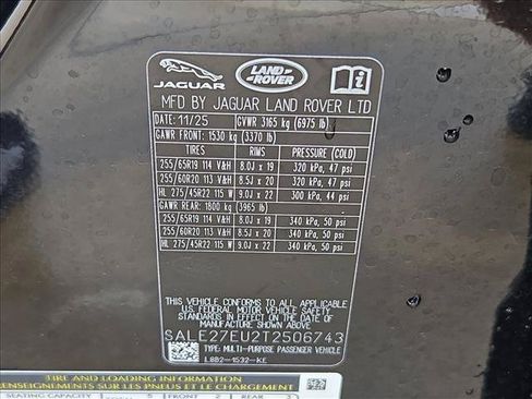 Used 2026 Land Rover Defender 110 X-Dynamic SE AWD/4WD image 24