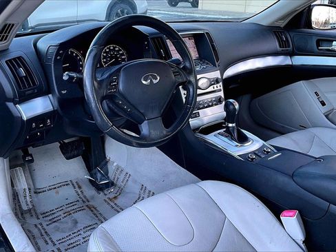 Used 2013 INFINITI G37 x w/ Premium Pkg image 16
