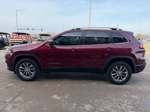 Used 2020 Jeep Cherokee Latitude Plus image 5