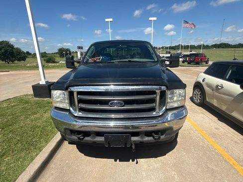Used 2004 Ford F250 XLT AWD/4WD image 3