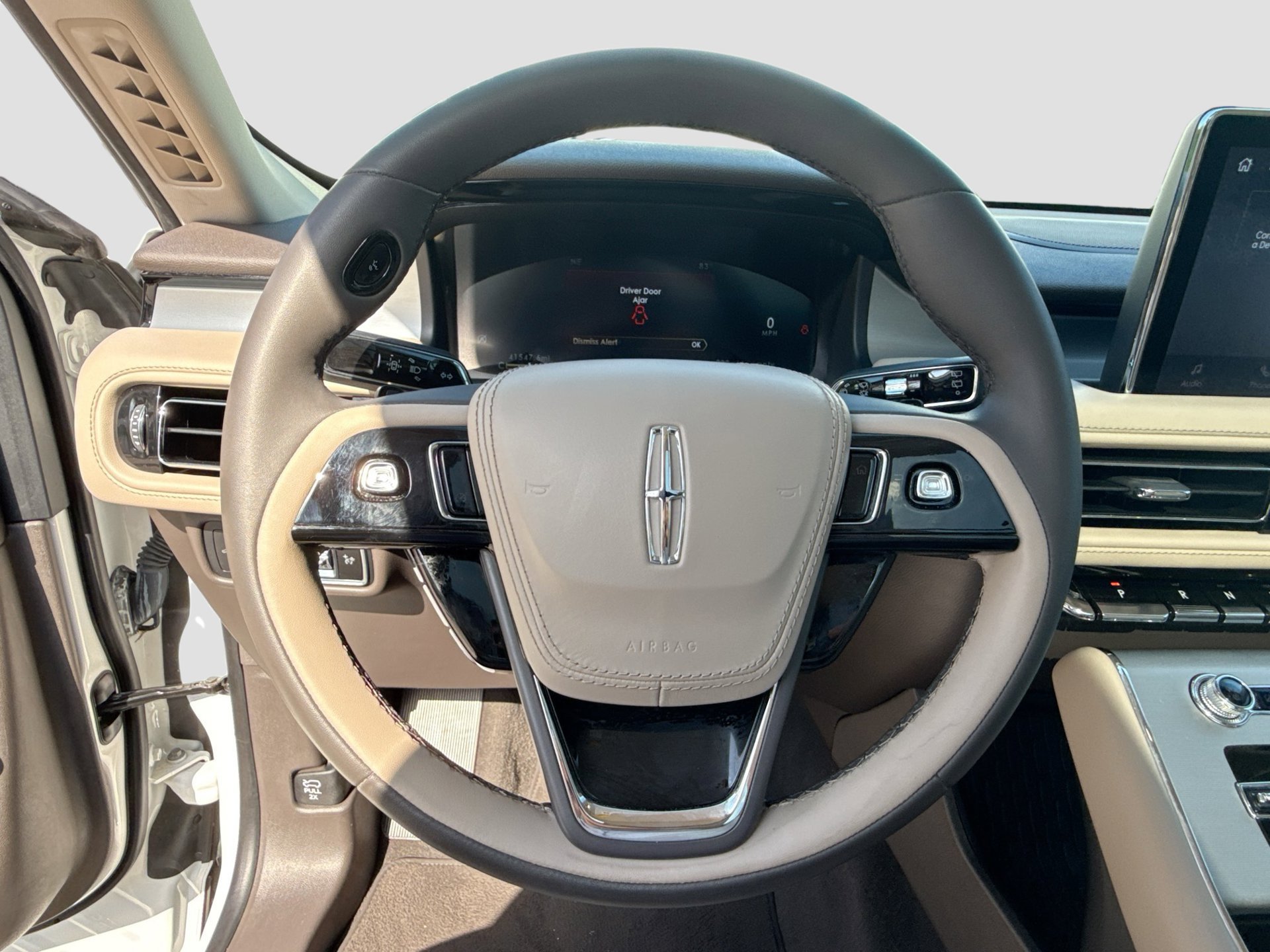 Used 2023 Lincoln Aviator 2WD w/ Premium Package image 36