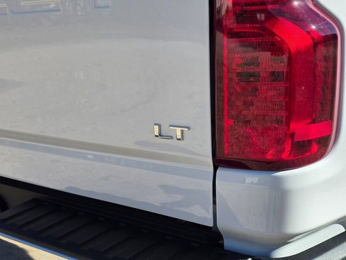 New 2026 Chevrolet Silverado 2500 LT w/ Texas Edition image 14