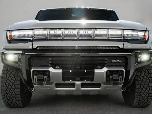 Used 2024 GMC Hummer EV 3X w/ Extreme Off-Road Package image 17