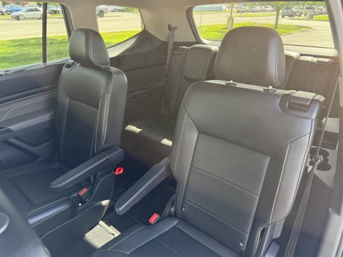 Used 2021 Volkswagen Atlas SEL AWD/4WD image 27