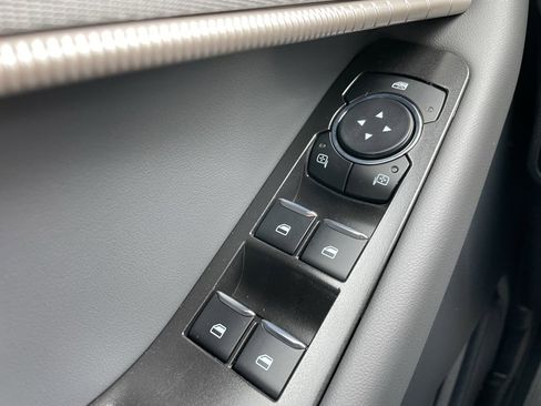 New 2026 Ford Explorer Active w/ Active Comfort Package image 27