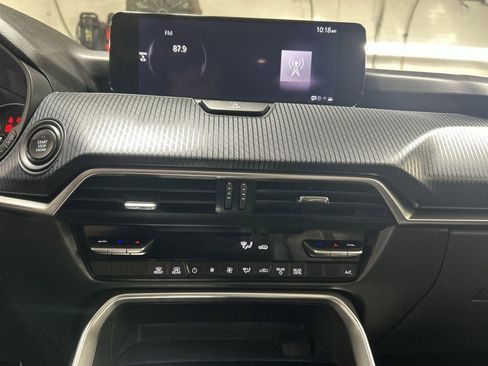 Used 2024 MAZDA CX-90 3.3 Turbo w/ Select Package image 12