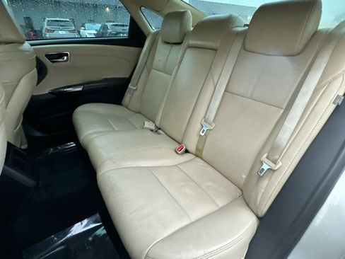 Used 2018 Toyota Avalon Touring image 31