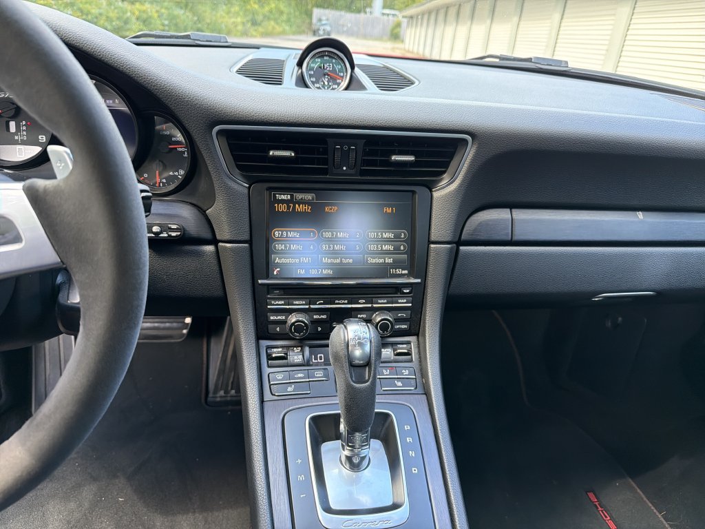 Used 2015 Porsche 911 Carrera GTS RWD image 6