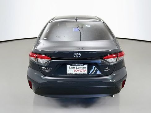 Used 2025 Toyota Corolla LE w/ LE Premium Package FWD image 6