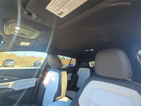 New 2026 Chevrolet Equinox EV LT w/ LPO, All-Weather Mat Package image 19