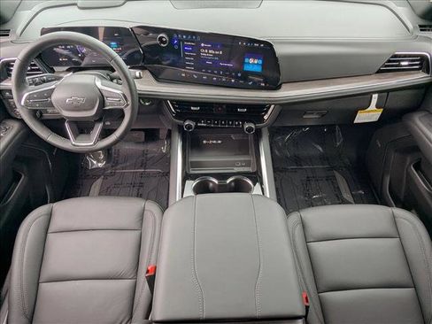 New 2026 Chevrolet Suburban Z71 w/ Z71 Off-Road Package image 15