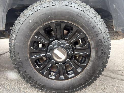 Used 2022 Ford F350 XLT AWD/4WD image 9