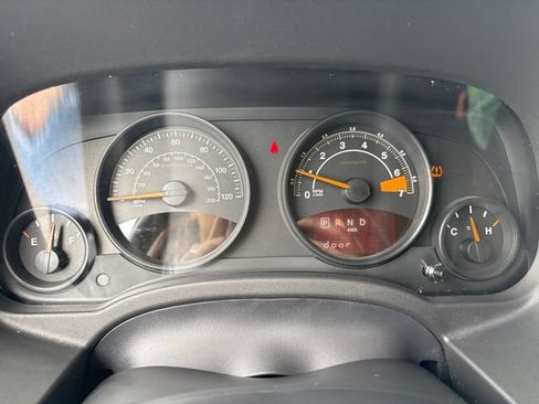 Used 2017 Jeep Patriot High Altitude AWD/4WD image 23