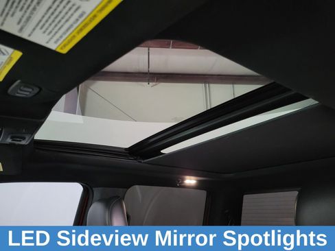 Used 2018 Ford F150 Raptor w/ Equipment Group 802A Luxury image 20